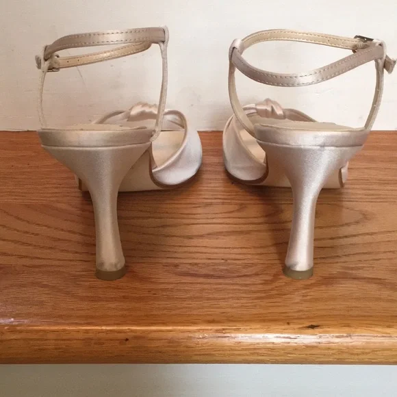 Cream Satin Heeled Sandals, Size 7.5 - Picture 3 of 4